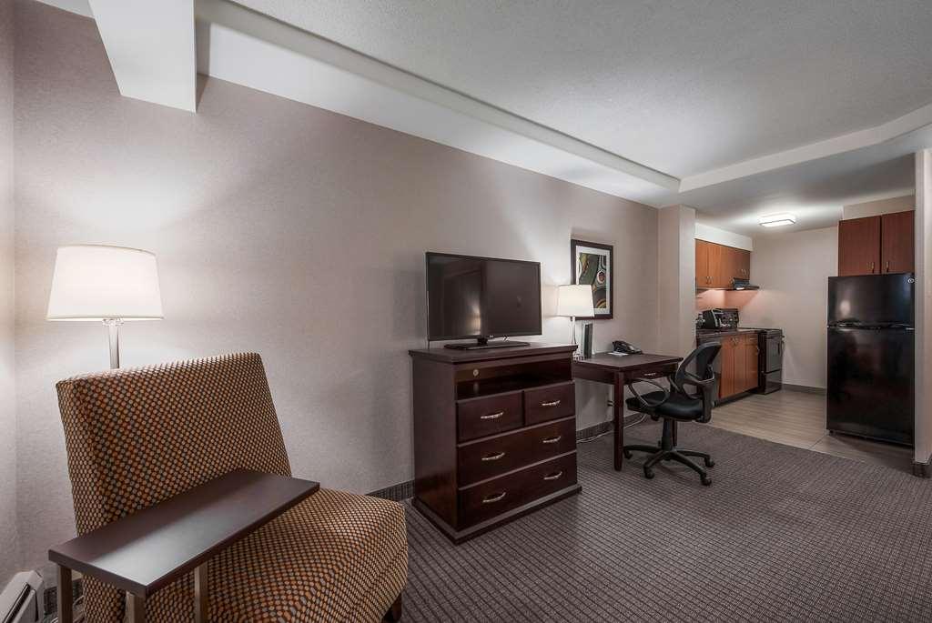 Hotel Coast Downtown & By Apa Calgary
