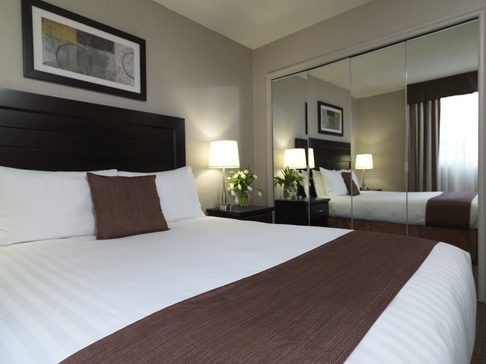 Coast Downtown & By Apa 3* Calgary