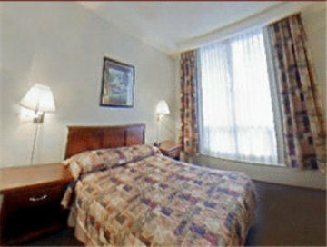 Coast Downtown & By Apa Hotel 3*
